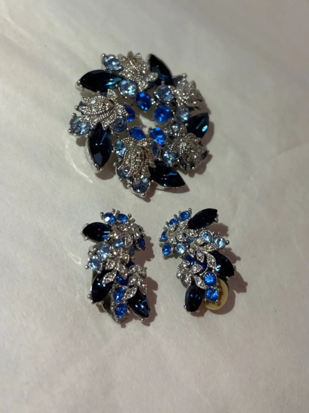 Vintage Blue Crystal Floral Brooch and Clip-on Earring Set